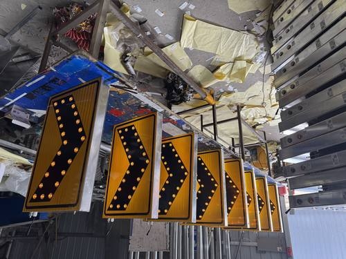 中卫太阳能交通标牌的核心部件是电池,电池多久